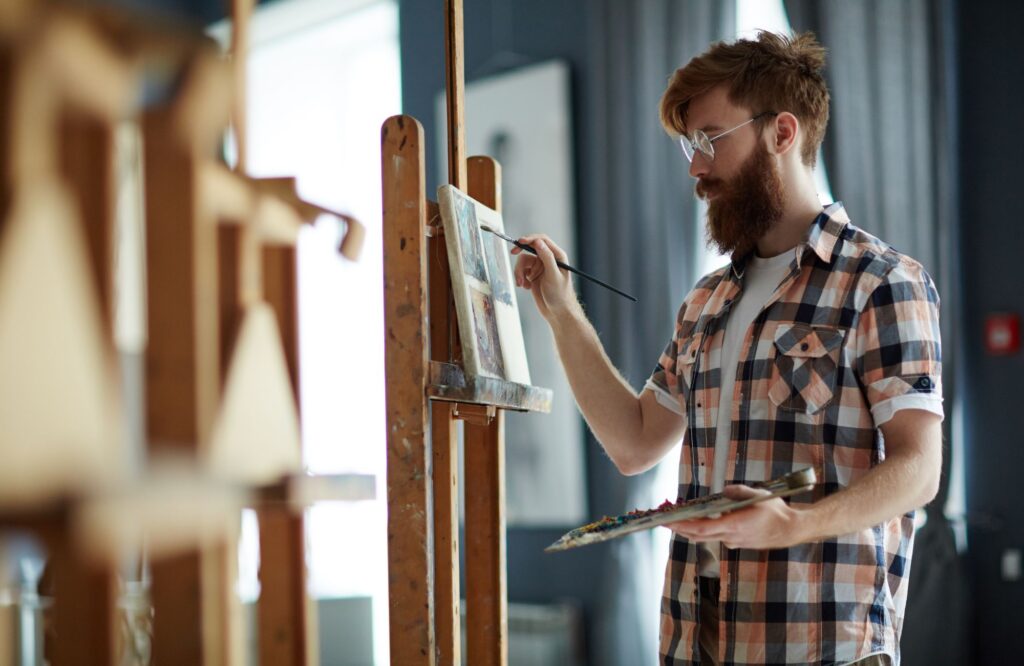 adultos pintando en valencia